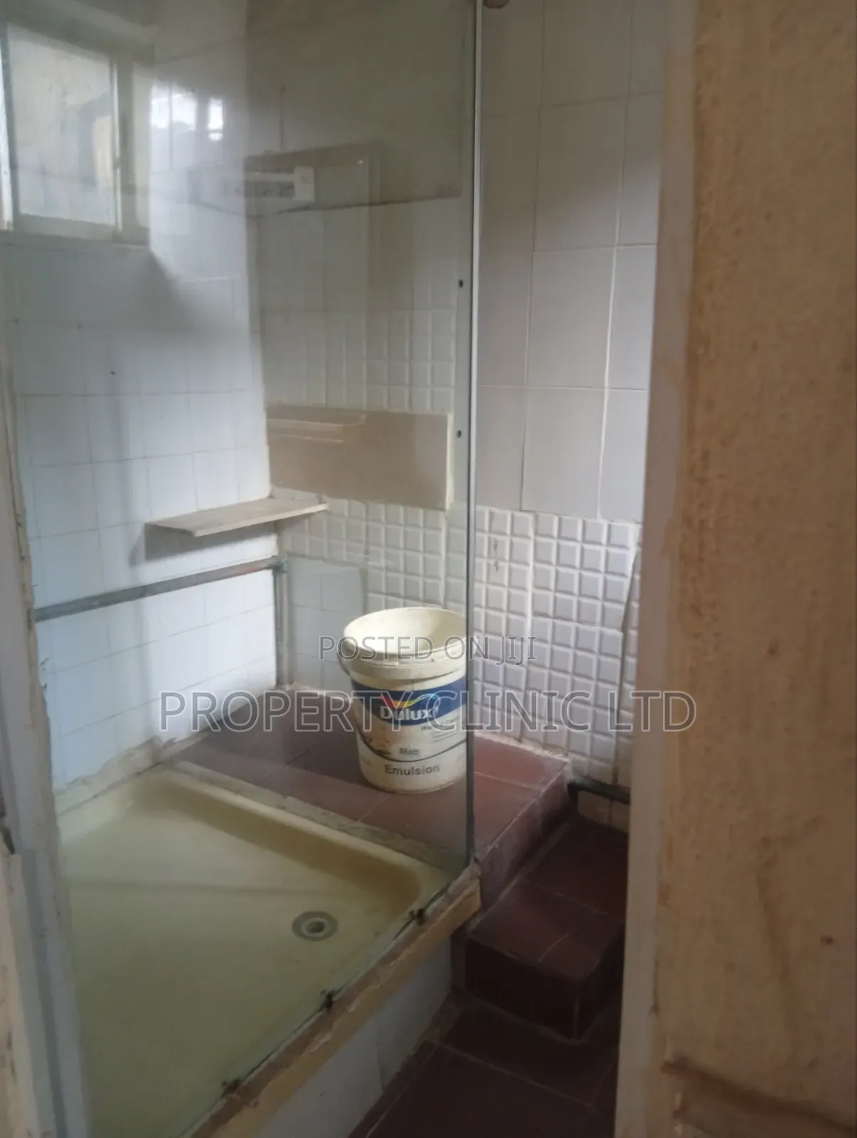 Monthly Rental Room Sef Contained in Soluyi