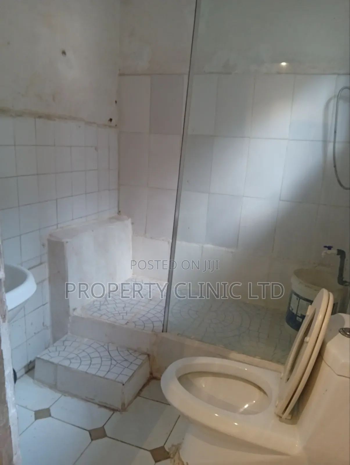 Furnished Studio Apartment in Soluyi Estate, for rent in Soluyi