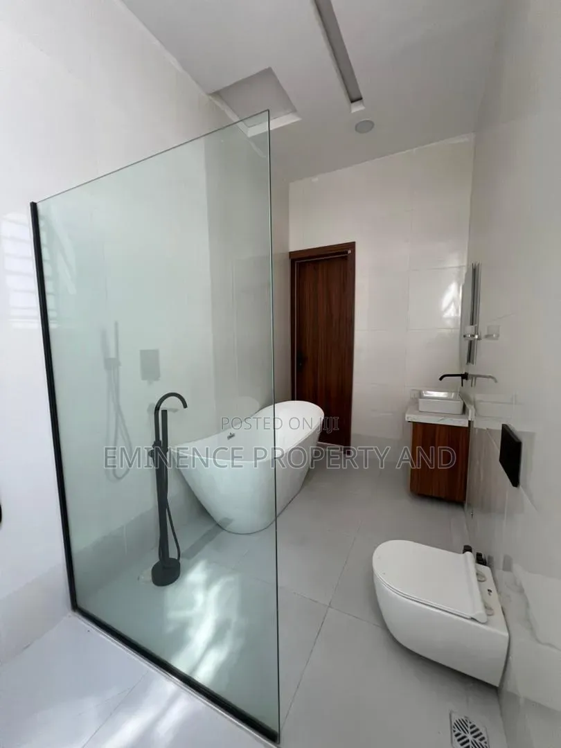 4bdrm Duplex in Sangotedo for sale in Sangotedo