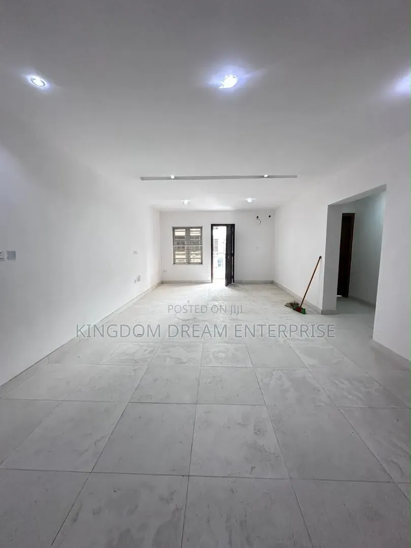 2bdrm Apartment in Lekki Phase 1 for rent in Lekki Phase 1