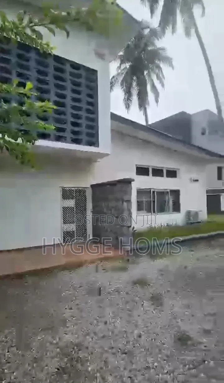 8bdrm House in Adeola Odeku Vi for rent in Adeola Odeku