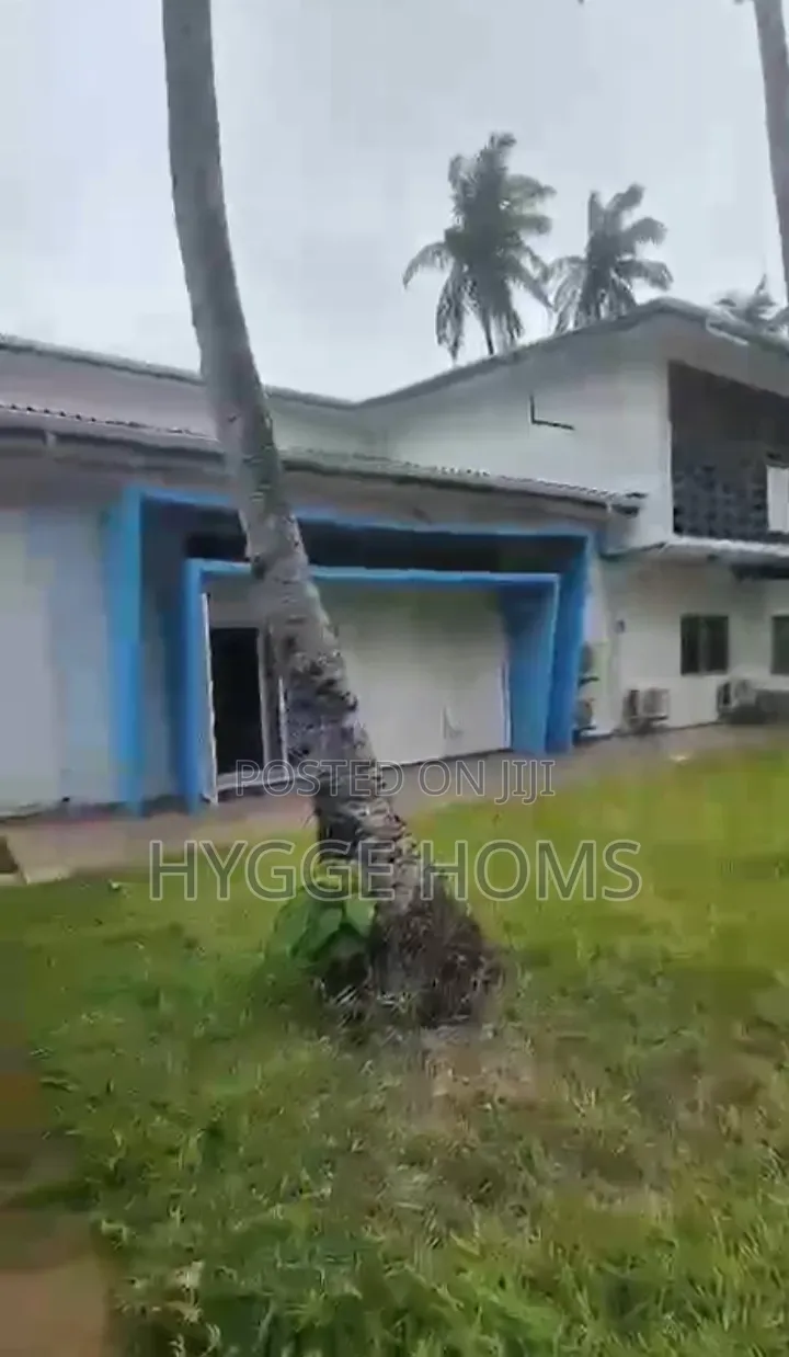 8bdrm House in Adeola Odeku Vi for rent in Adeola Odeku