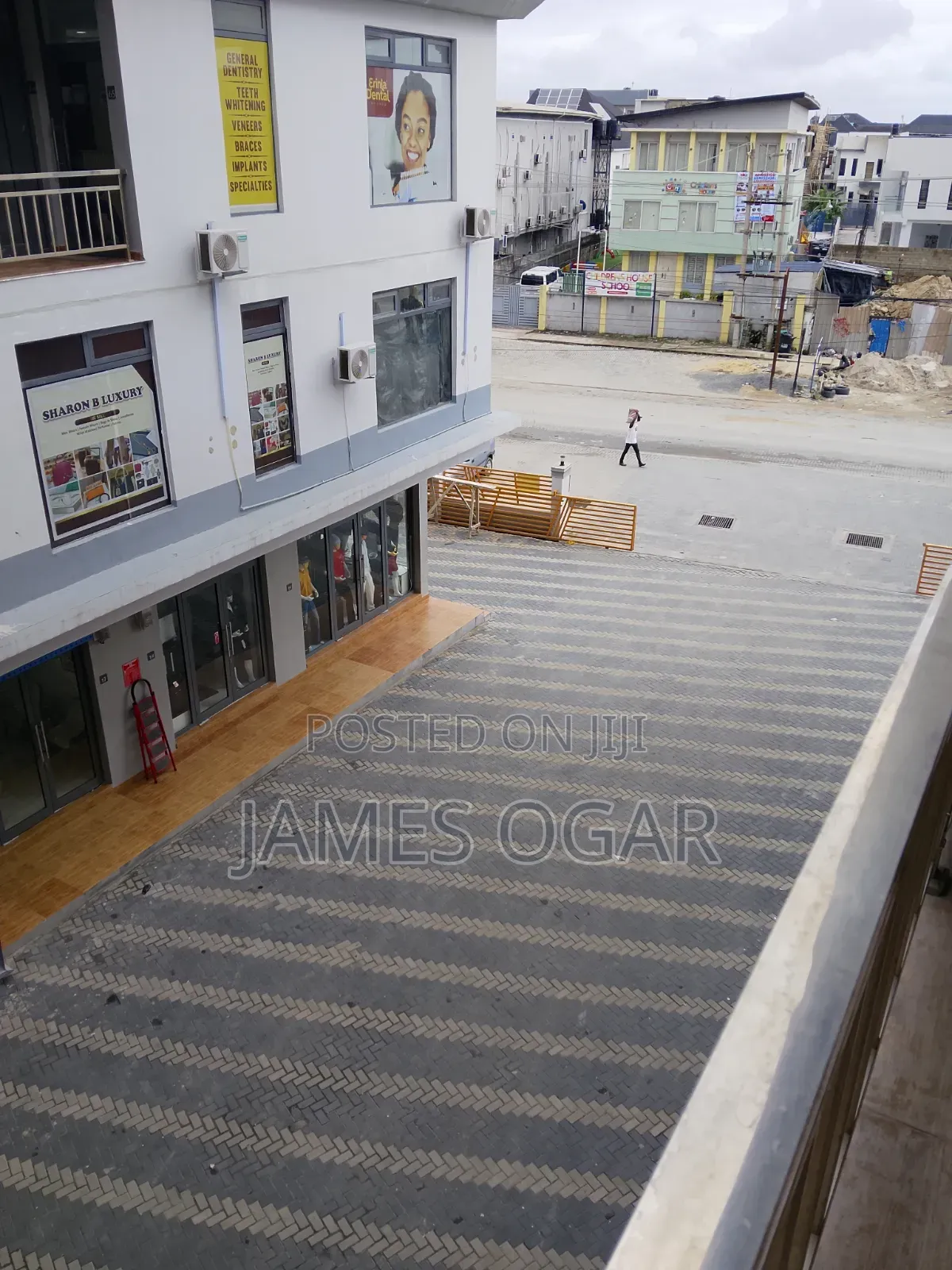 Shop for Rent in Chevron