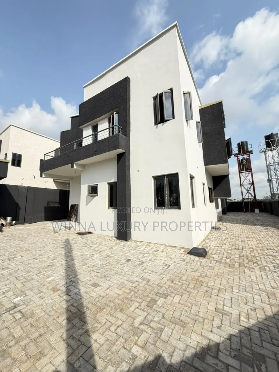 7bdrm Duplex in Galadimawa for sale in Galadimawa