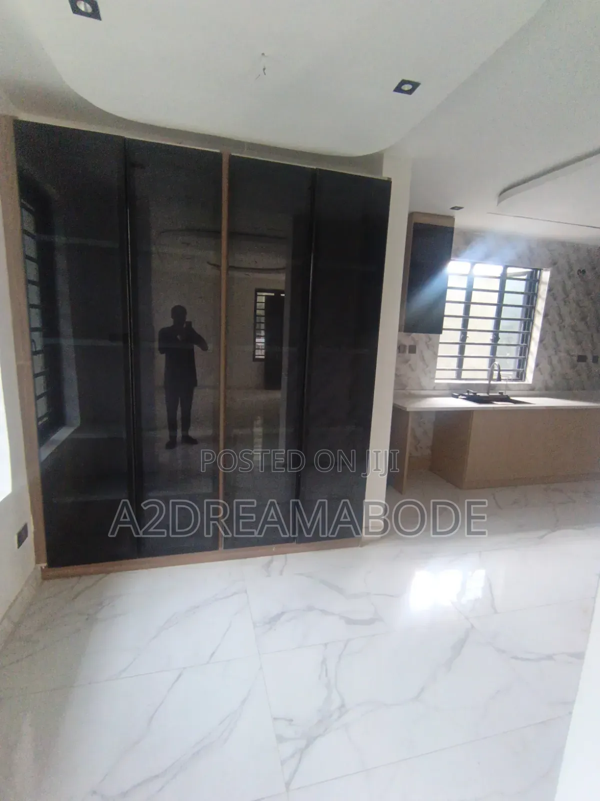 4bdrm Duplex in Off College Road, Oke-Ira / Ogba for rent in Oke-Ira / Ogba