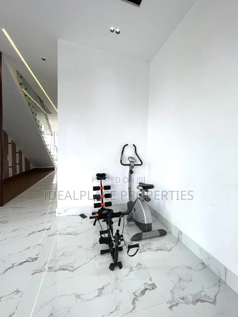 5bdrm Duplex in Ajah for sale in Ajah