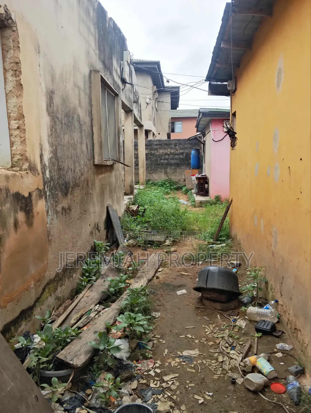 Open Space Off Ogunusi Rd for Lease in Berger