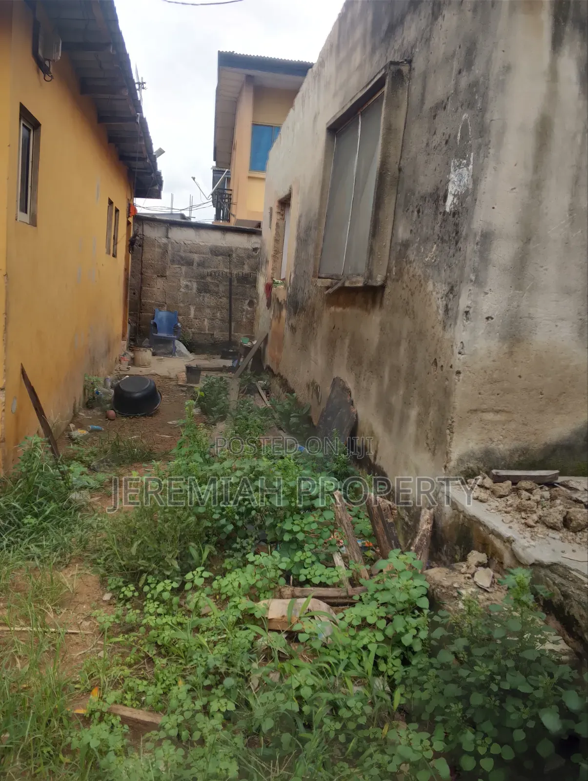 Open Space Off Ogunusi Rd for Lease in Berger