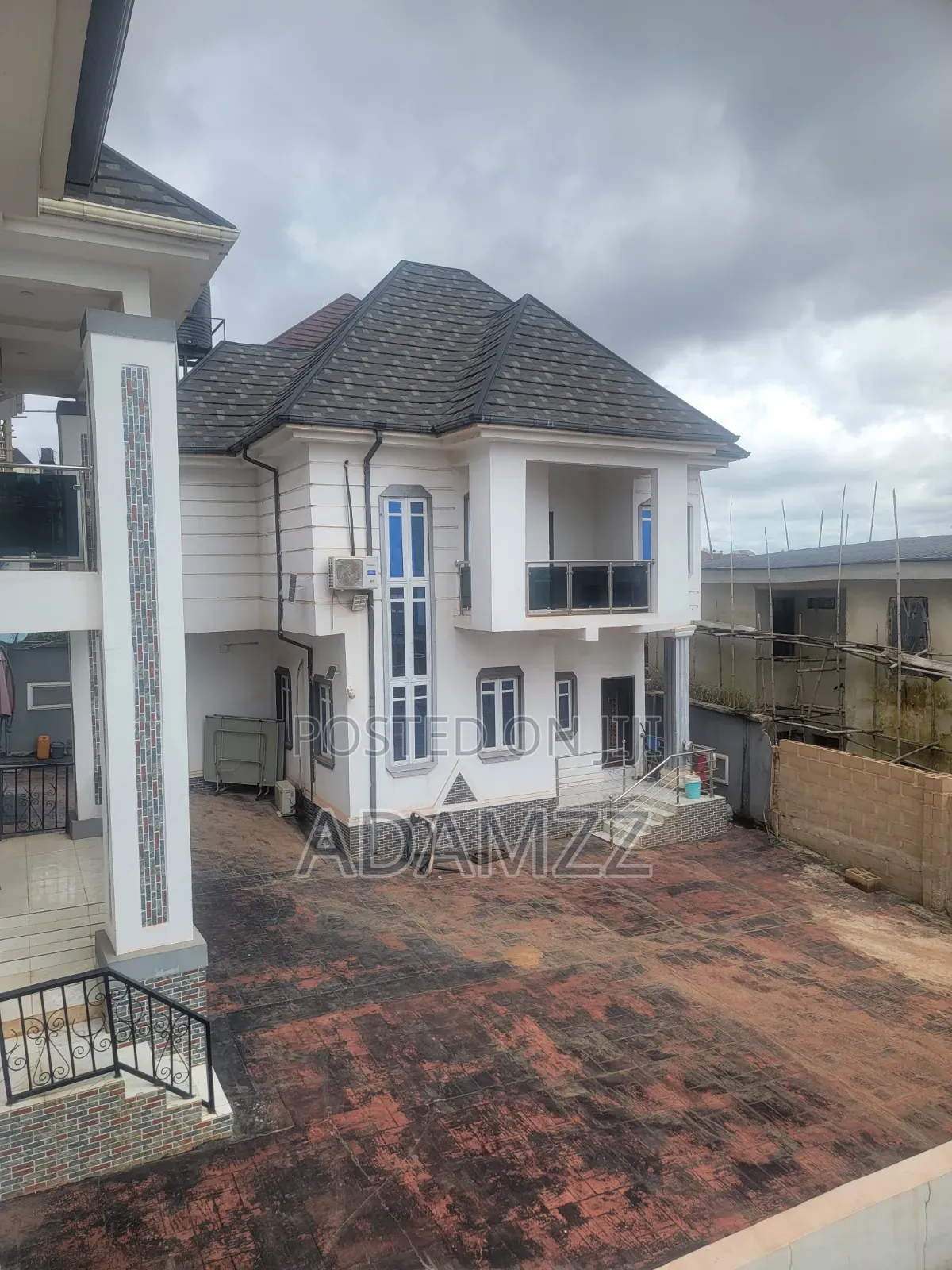 4bdrm Duplex in Bricks Estate, Enugu for rent in Enugu