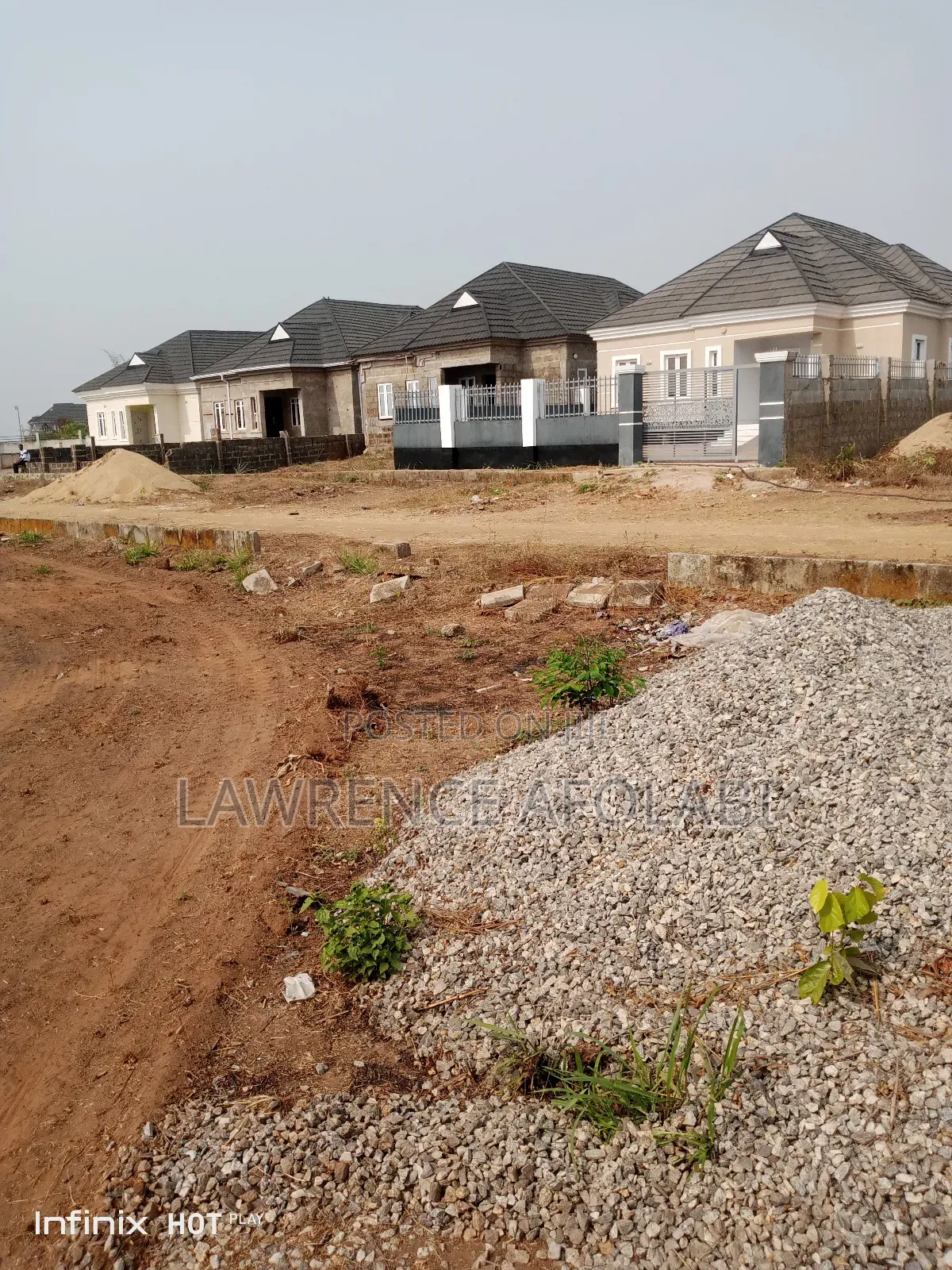 Modern Plots in Obafemi-Owode