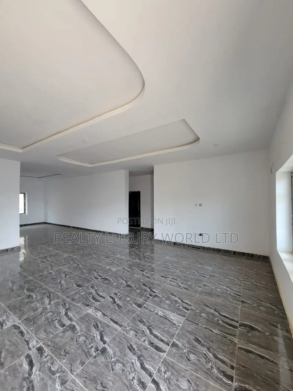 3bdrm Apartment in Kaura for rent in Kaura
