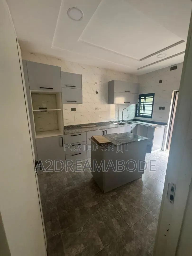 4bdrm House in Ogudu for sale in Ogudu GRA