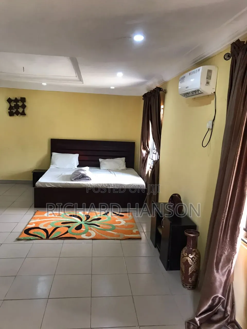 Hotel for Lease Abuja 10m Yearly in Wumba