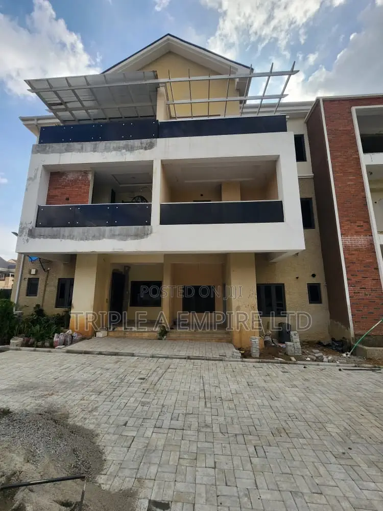 5bdrm Duplex in Katampe Extension for sale in Katampe Extension
