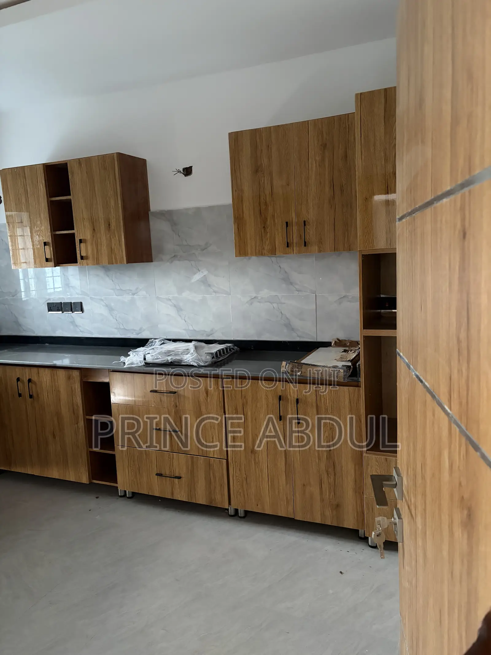 Furnished 3bdrm Block of Flats in Life Camp for sale in Life Camp