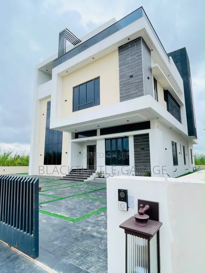 6bdrm Duplex in Off Lekki-Epe Expressway for sale in Off Lekki-Epe Expressway