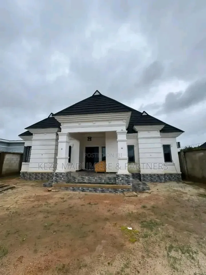 4bdrm Bungalow in Aluu , Port Harcourt, Ikwerre for sale in Ikwerre