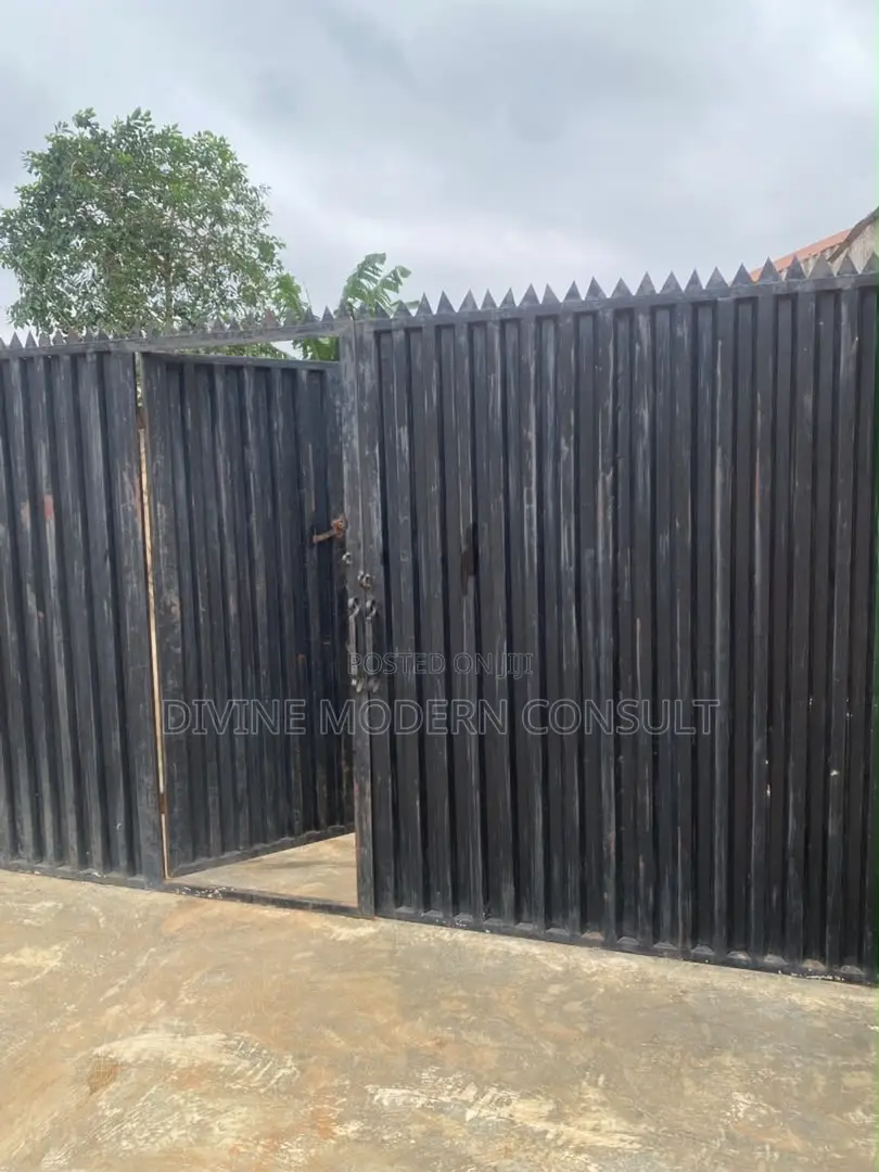 4bdrm House in Lagos State for sale in Lagos State