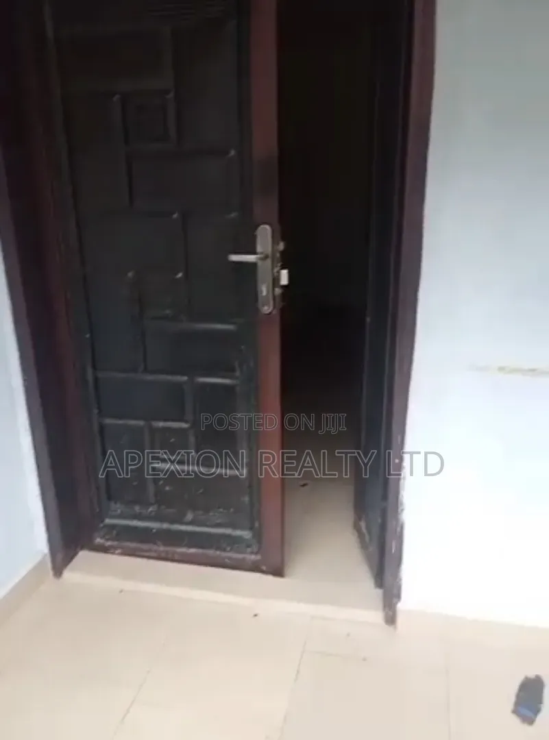 2bdrm Apartment in Church Of God, Rumuigbo for rent in Rumuigbo