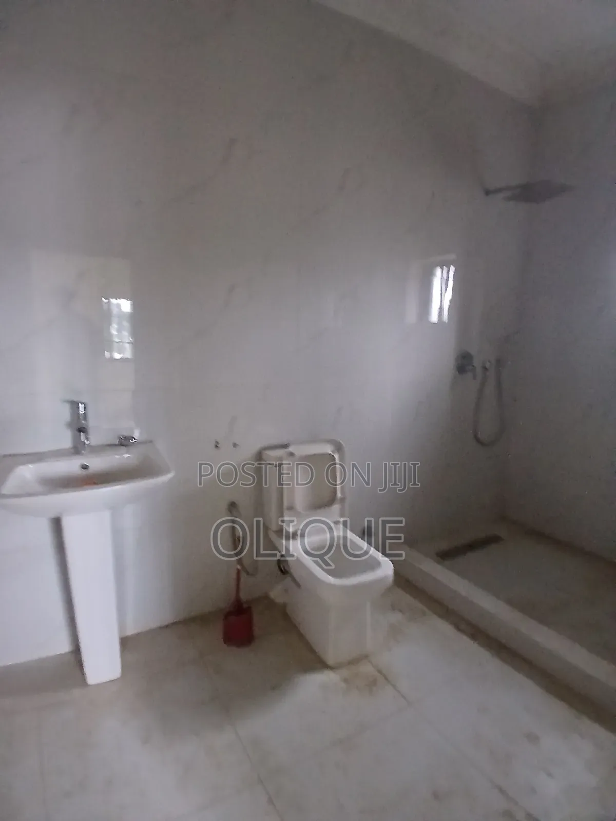 3bdrm Block of Flats in Wuse 2 for rent in Wuse 2