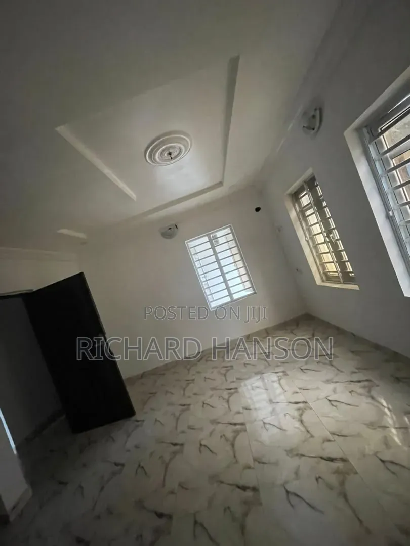 Largest School Available for Sale. 700m Awoyaya Ajah Lagos in Awoyaya