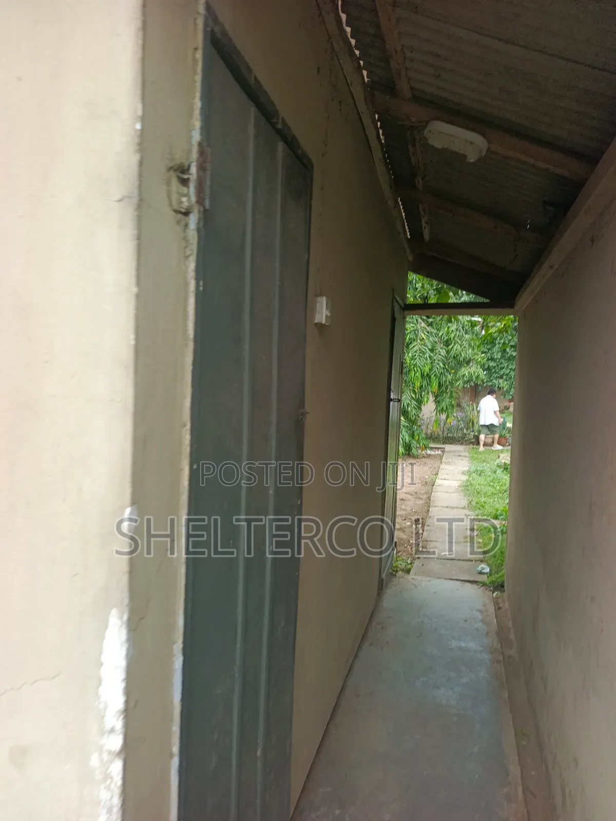 10bdrm Block of Flats in Gated Clos, Omole Phase 1 for sale in Omole Phase 1