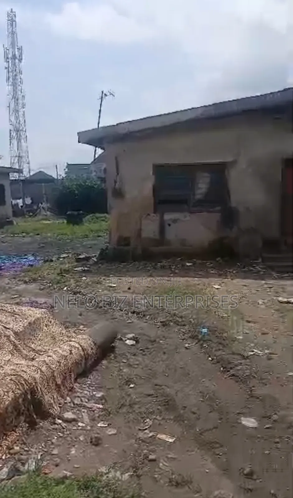 2 Plots of Land With Buildings Inside for Sale in Aguda / Surulere