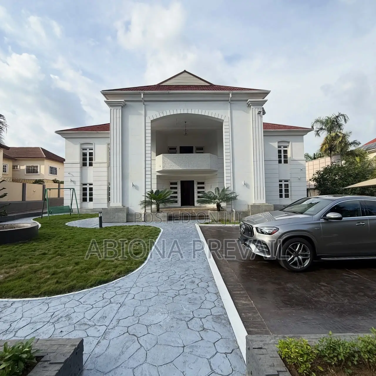 5bdrm Mansion in Apo District for sale in Apo District