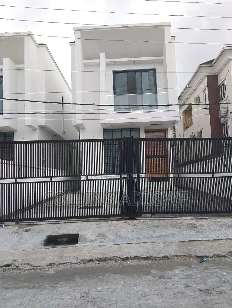 5bdrm Duplex in Osapa Lekki Lagos for sale in Osapa london