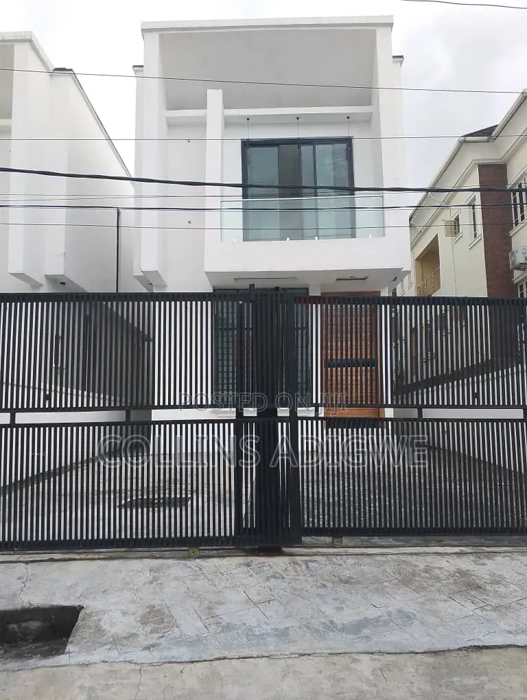 5bdrm Duplex in Osapa Lekki Lagos for sale in Osapa london