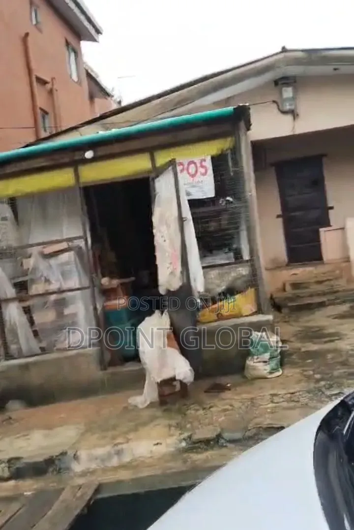 4bdrm Bungalow in Not Estate, Iyana Ipaja for sale in Iyana Ipaja