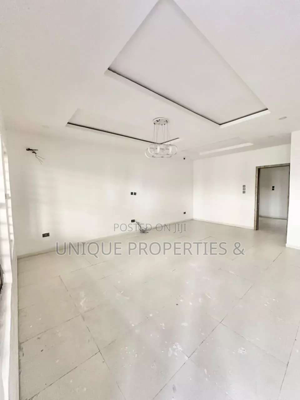 Mini Flat in Royal Pine Estate, Chevron for rent in Chevron