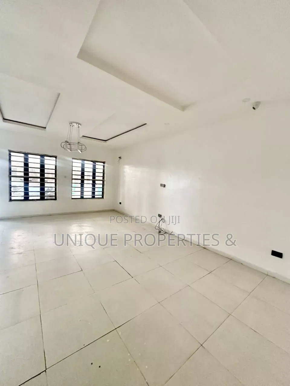 Mini Flat in Royal Pine Estate, Chevron for rent in Chevron