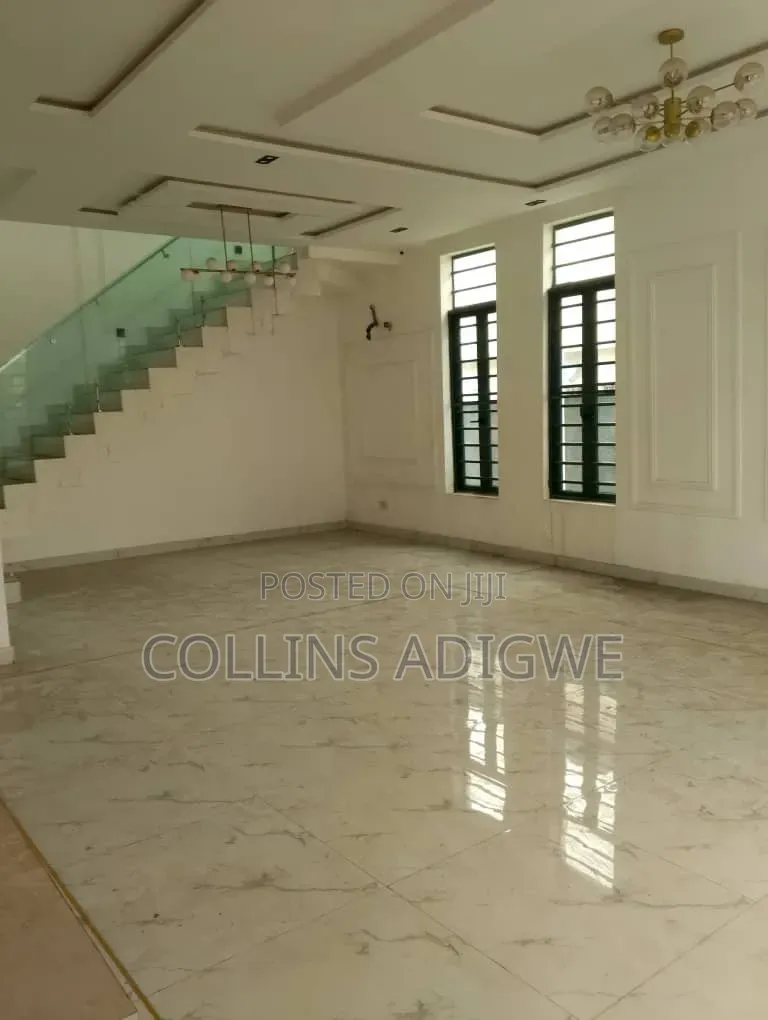 5bdrm Duplex in Osapa Lekki Lagos for sale in Osapa london