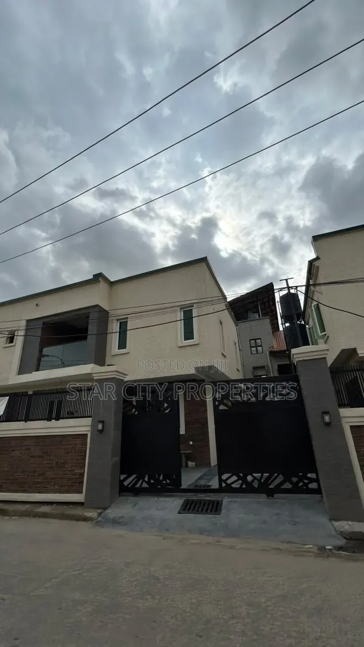 3bdrm Duplex in Gbagada Phase 1 for sale in Phase 1 / Gbagada
