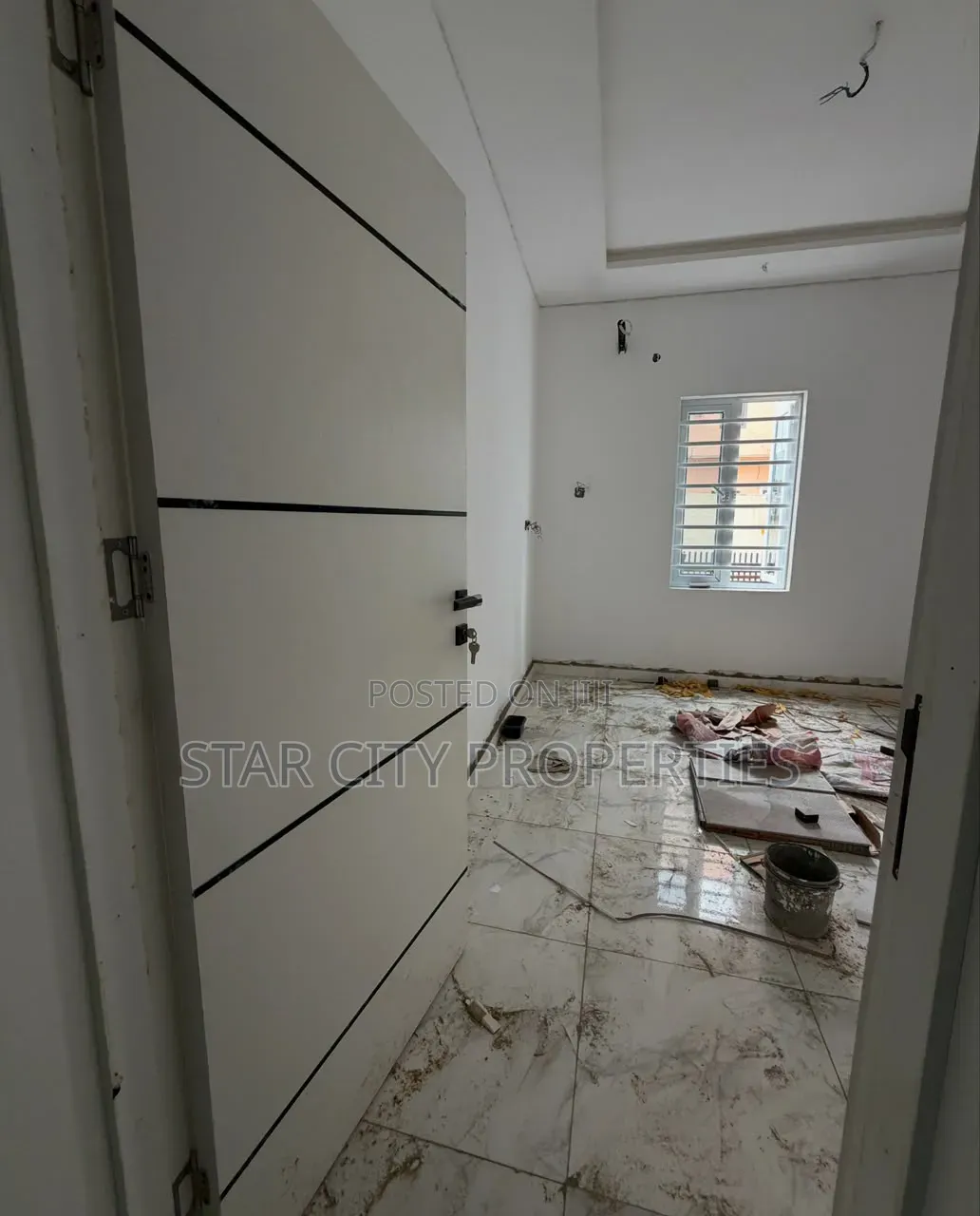 5bdrm Apartment in Ikeja Lagos, Opebi for sale in Opebi