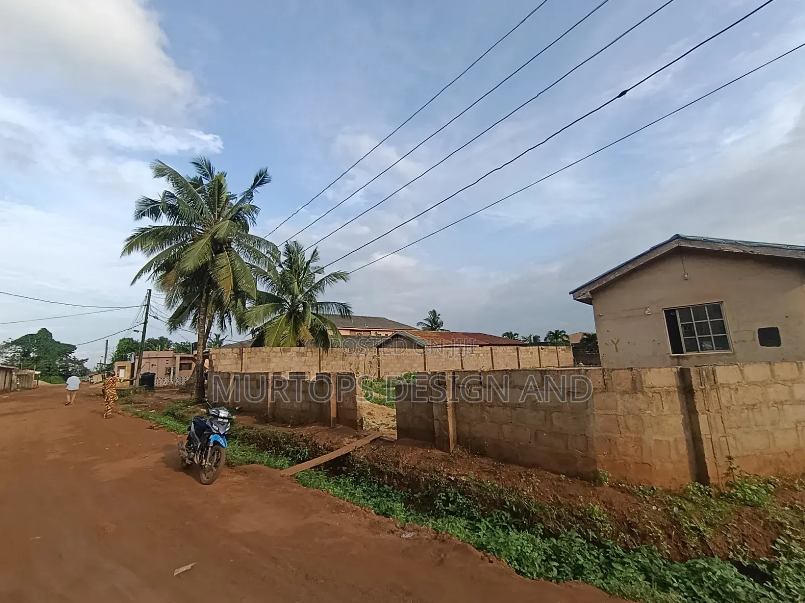 A Table Land With 2 Units of Mini Flat on a Corner Piece of Land in Ita Oluwo