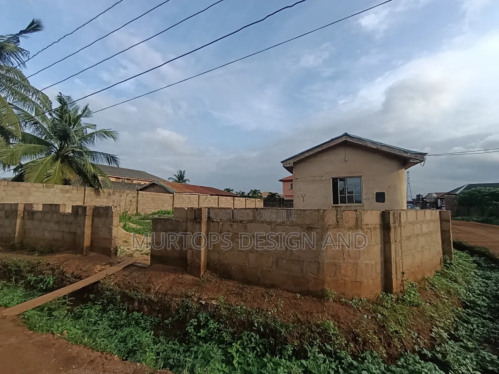 A Table Land With 2 Units of Mini Flat on a Corner Piece of Land in Ita Oluwo