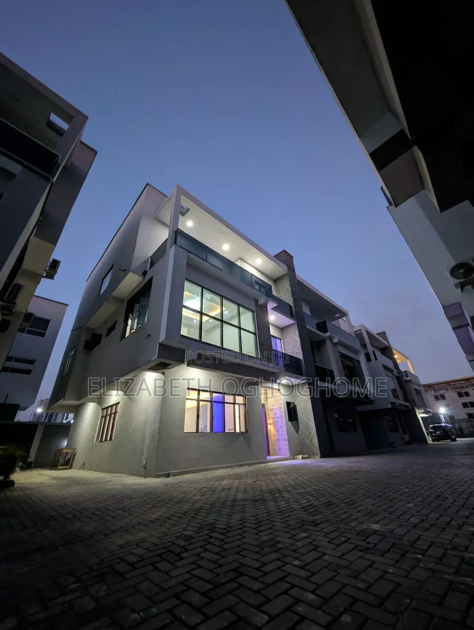 5bdrm Duplex in Ikate for rent in Ikate