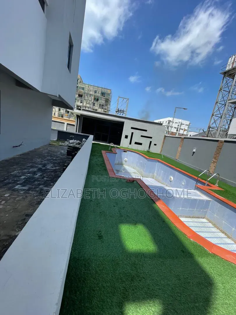 5bdrm Duplex in Ikate for rent in Ikate