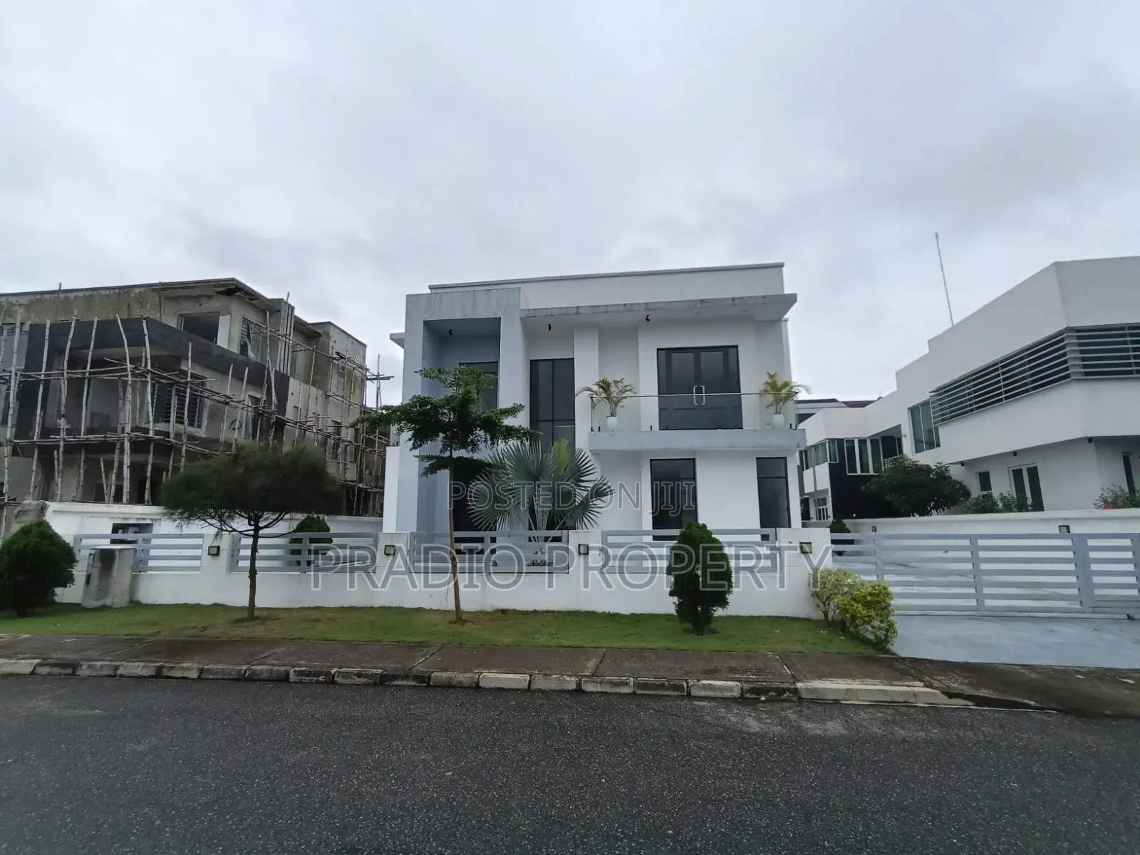 5bdrm Duplex in Royal Garden Estate, Ajiwe for sale in Ajiwe
