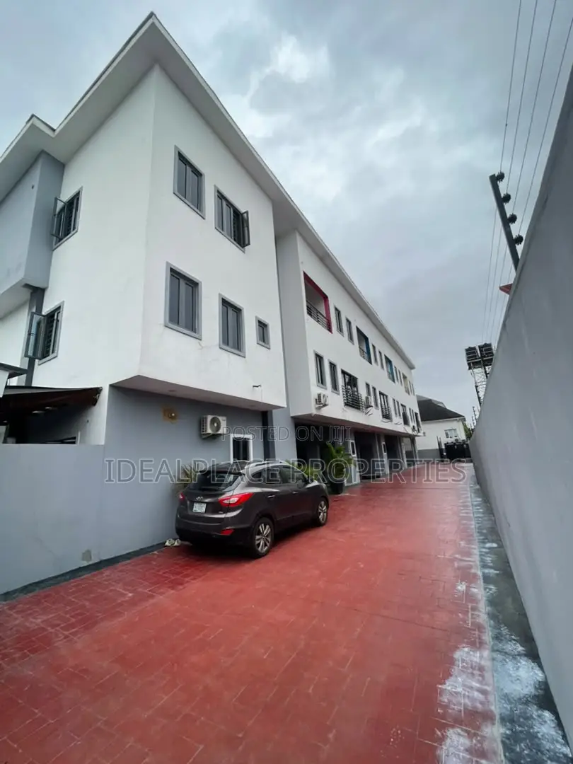 3bdrm Apartment in Ikate for sale in Ikate