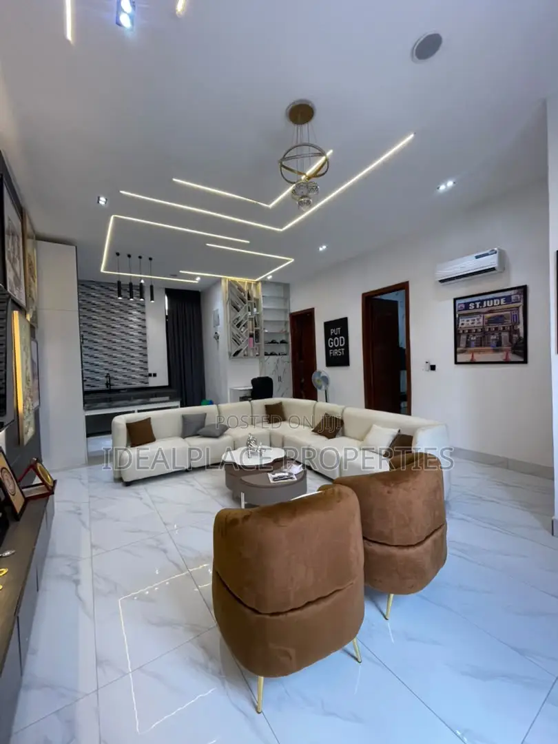 Furnished 2bdrm Penthouse in Lekki for sale in Lekki
