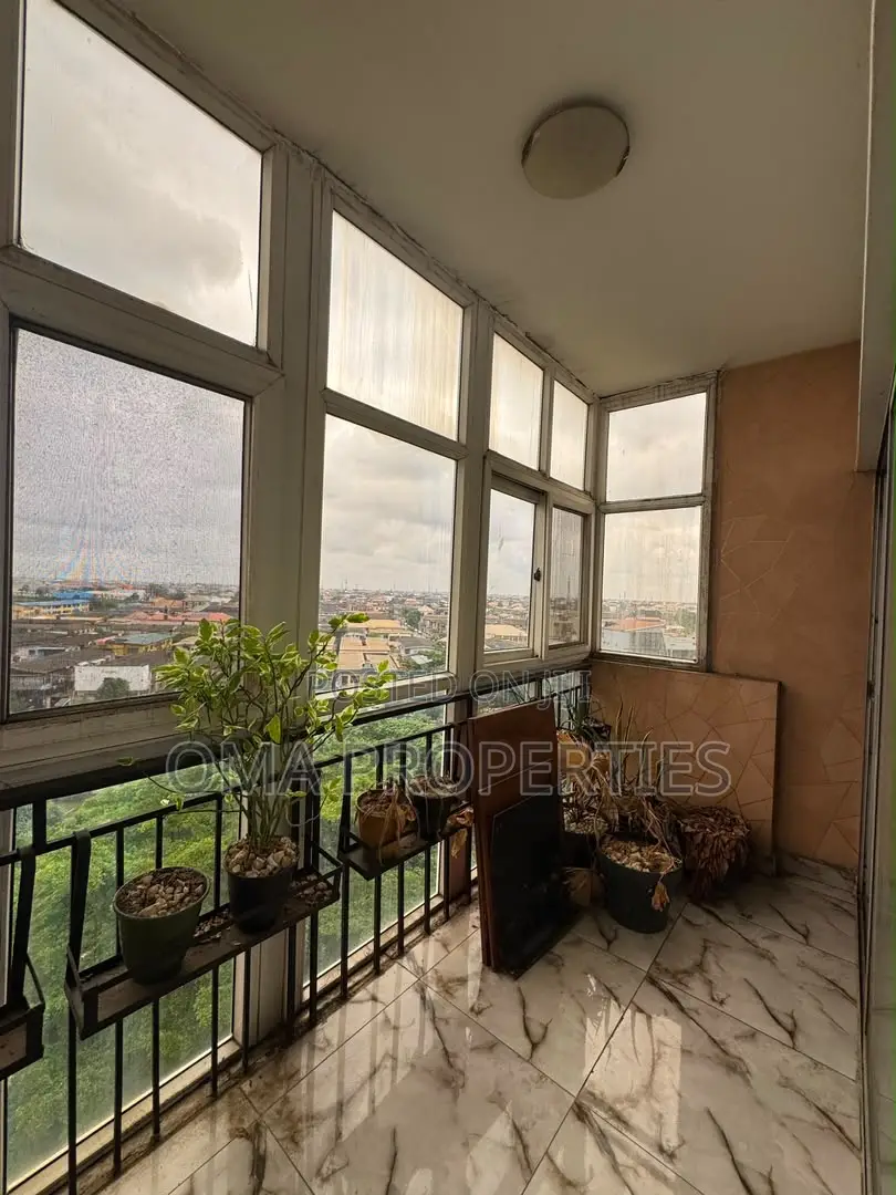 Furnished 3bdrm House in Eric Moore for sale in Eric Moore