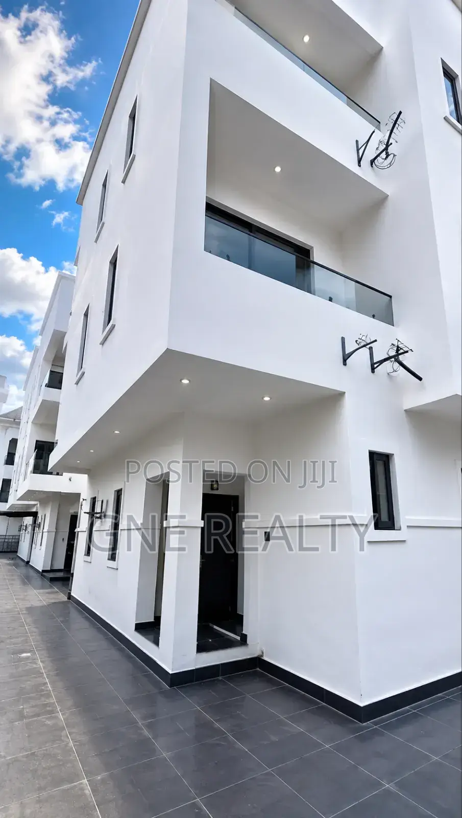 Furnished 2bdrm Block of Flats in Ago Palace for sale in Ago Palace
