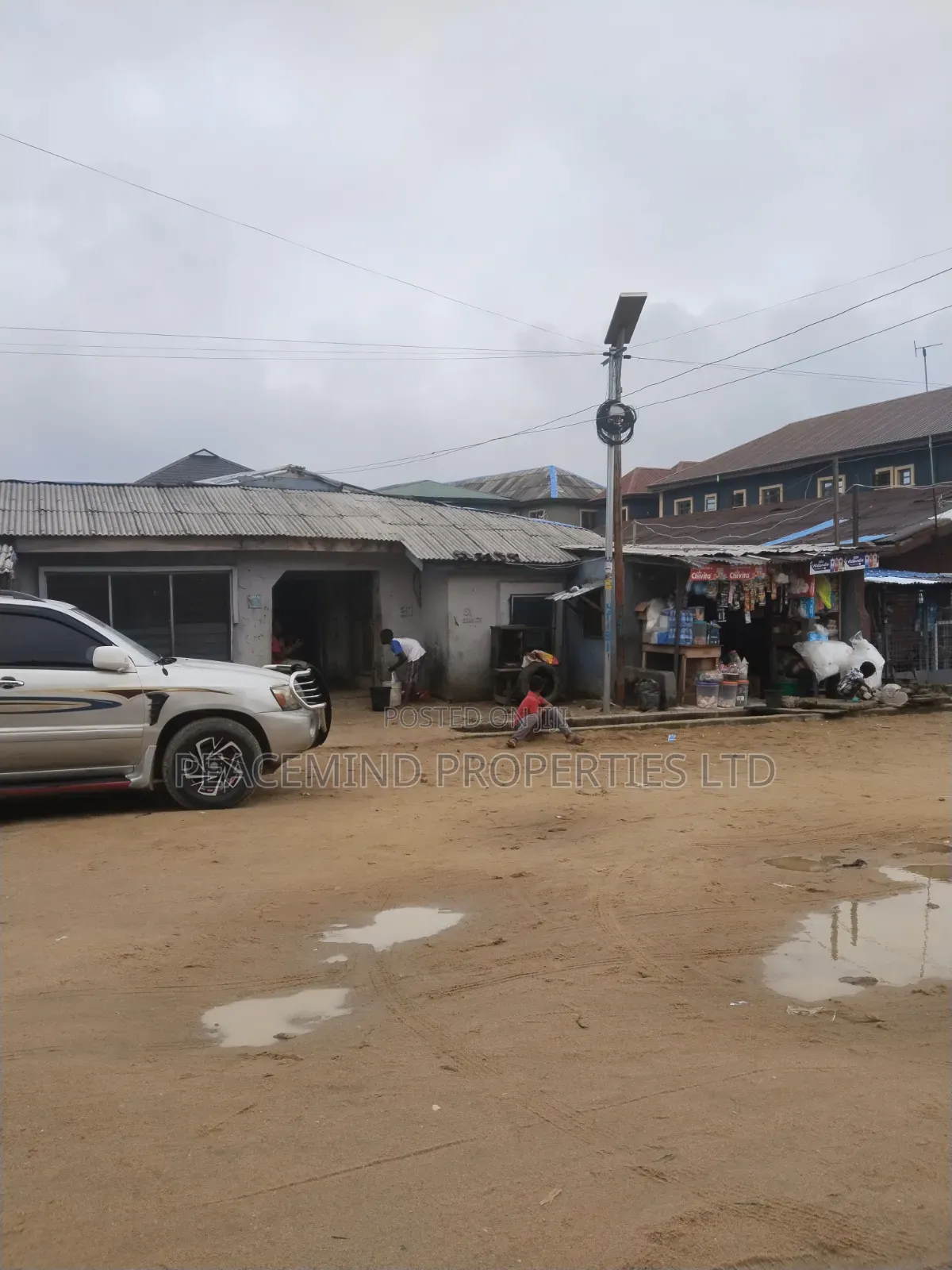 Plot of Land With Bungalow of 24 Rooms in Surulere Lagos #160m in Itire
