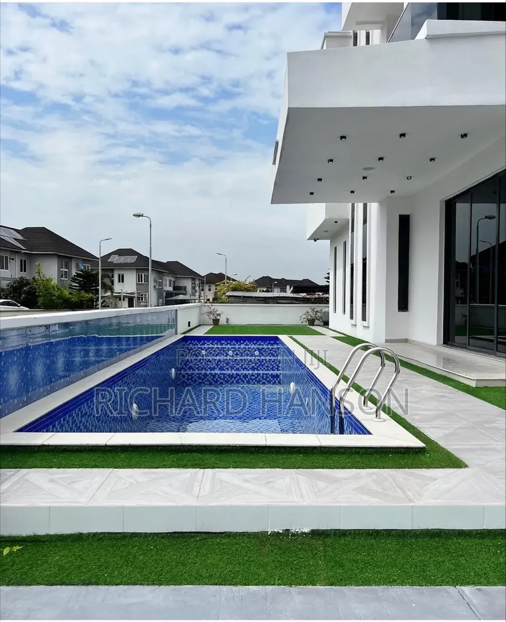 6bdrm Duplex in Osapa, Lekki for sale in Osapa london