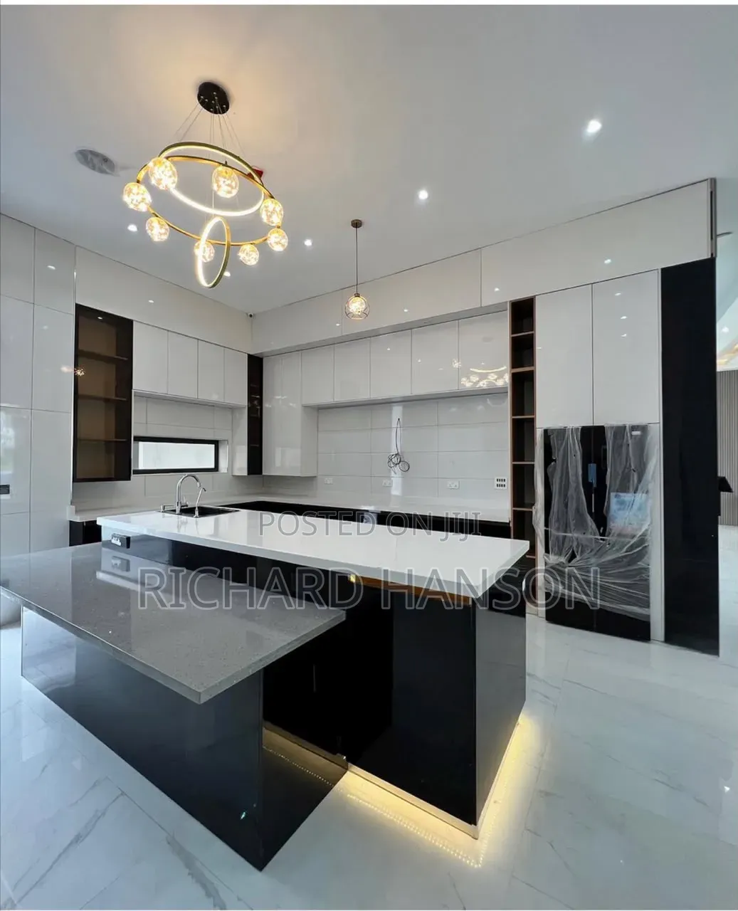 6bdrm Duplex in Osapa, Lekki for sale in Osapa london