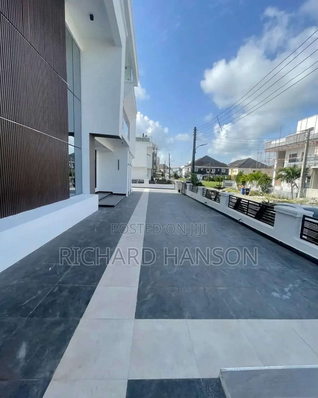 6bdrm Duplex in Secured, Osapa london for sale in Osapa london