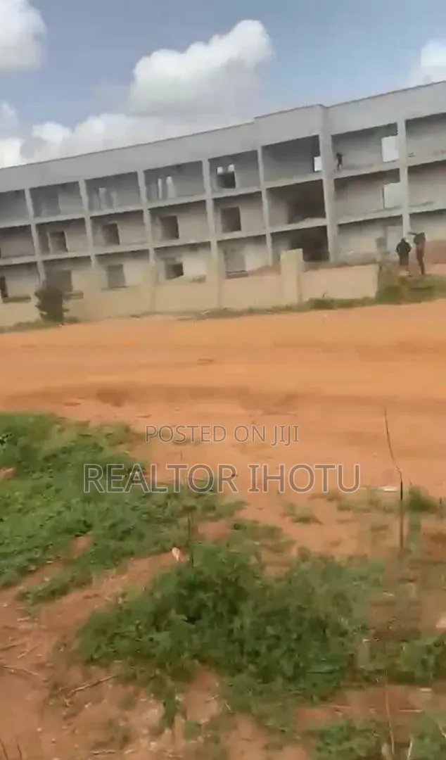 For Sale – F01 Kubwa, Abuja Location: F01, Kubwa — After MPB in Kubwa